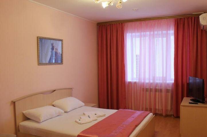 Гостиница Ялта Энгельс-99