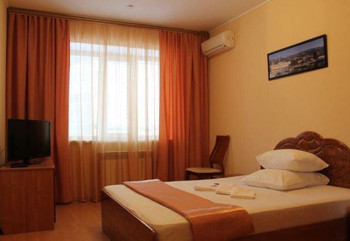 Гостиница Ялта Энгельс-102