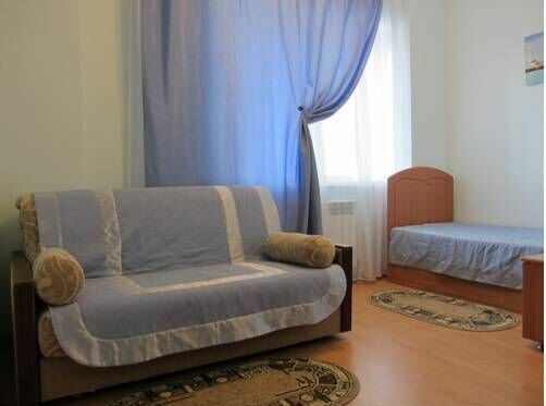 Гостиница Ялта Энгельс-81